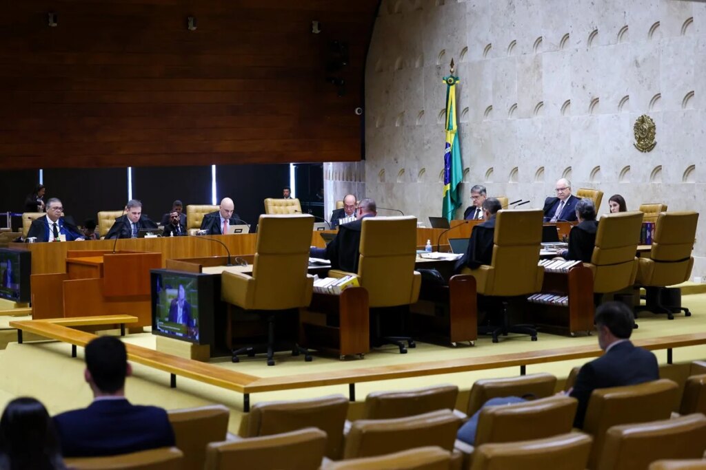 STF libera jornalistas na sessão que julga se abre apuração contra Moraes