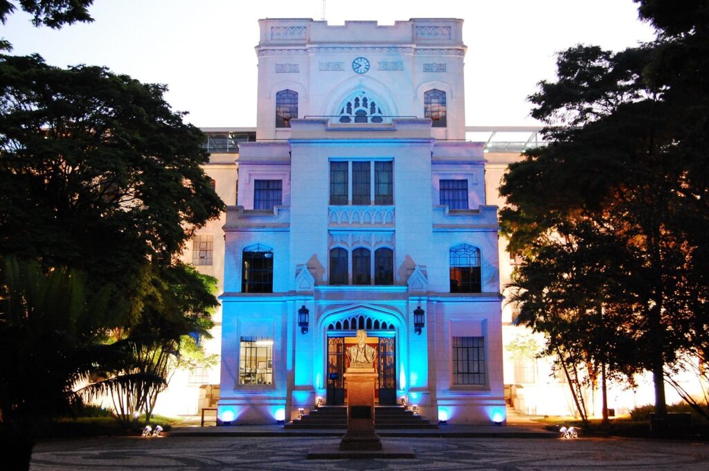 USP está entre as 150 melhores universidades do mundo no ranking THE