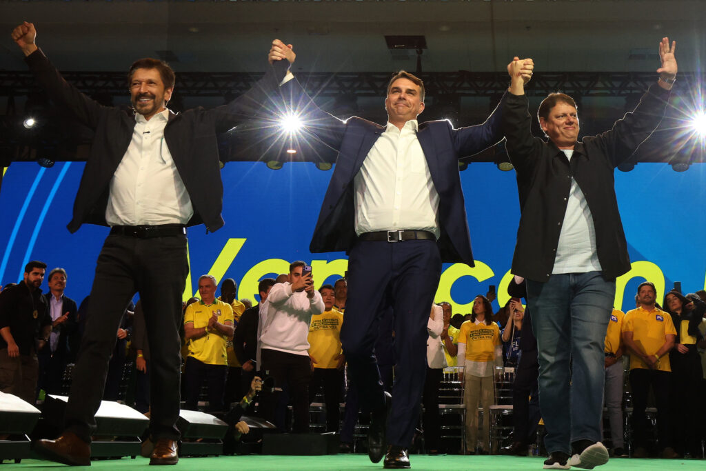 SP pressiona Centrão por apoio a Flávio no 2º turno
