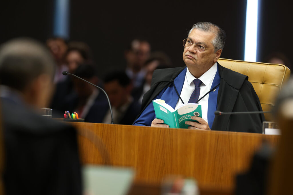 Dino defende decisões do STF em eleições após debate da Globo