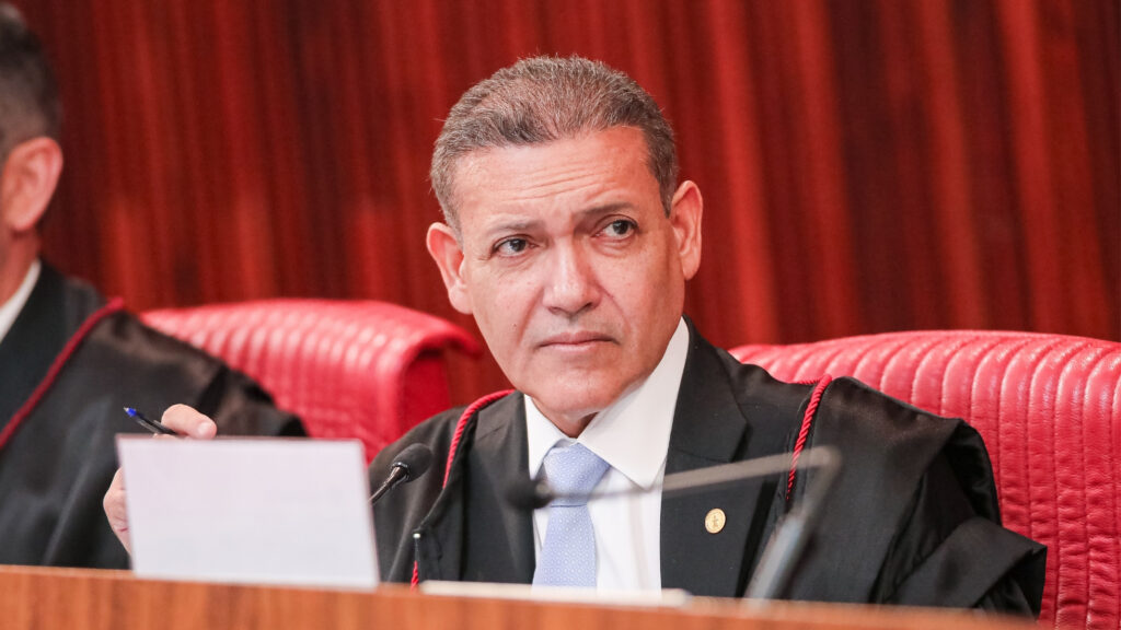 Deputado petista pede que STF afaste Nunes Marques do TSE