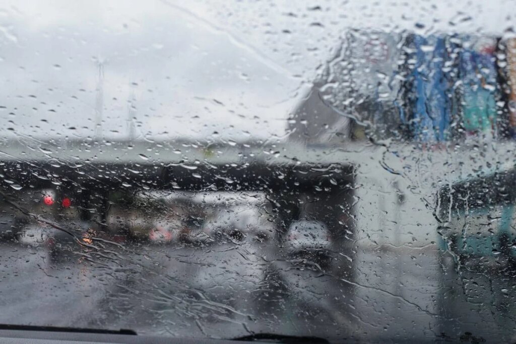 Temporal no Sudeste, frio no Sul: veja previsão para o fim de semana
