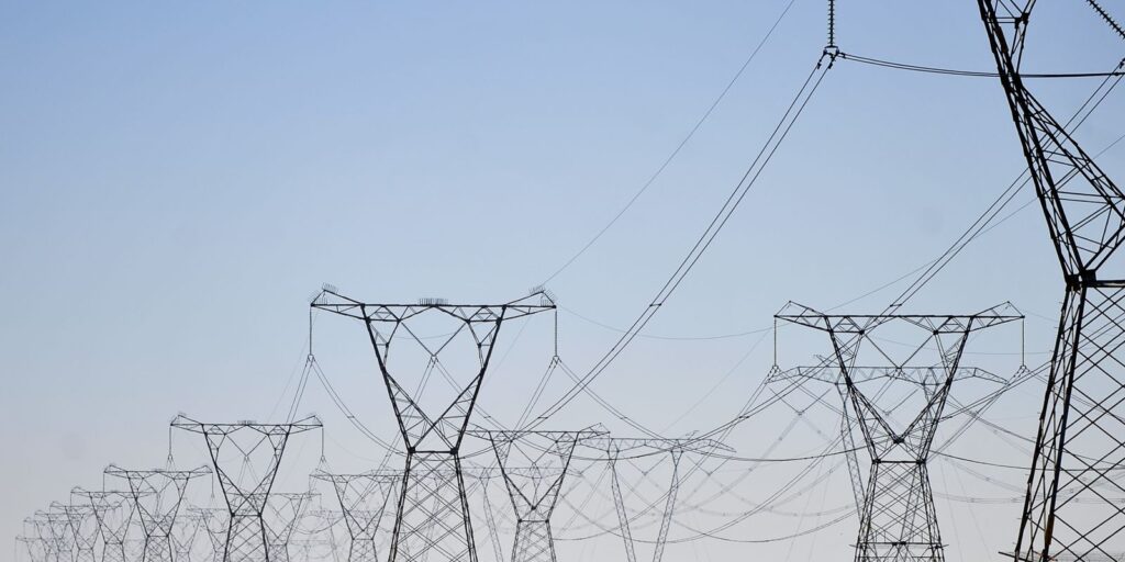 Distribuidoras se preparam para garantir energia no dia da eleição