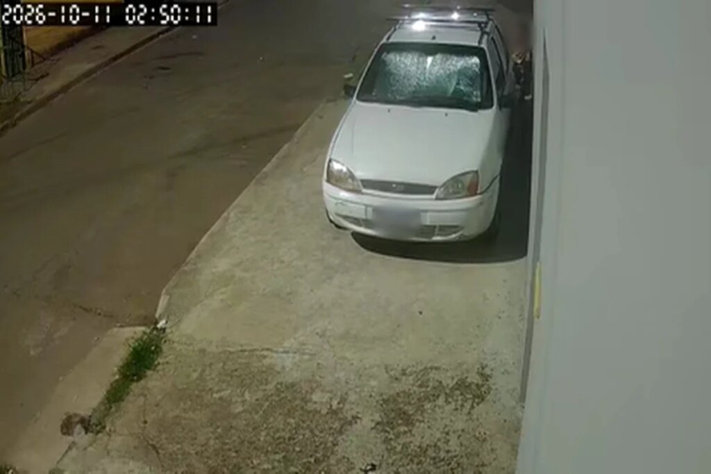Câmera registra som de rajadas de tiros que mataram casal no DF