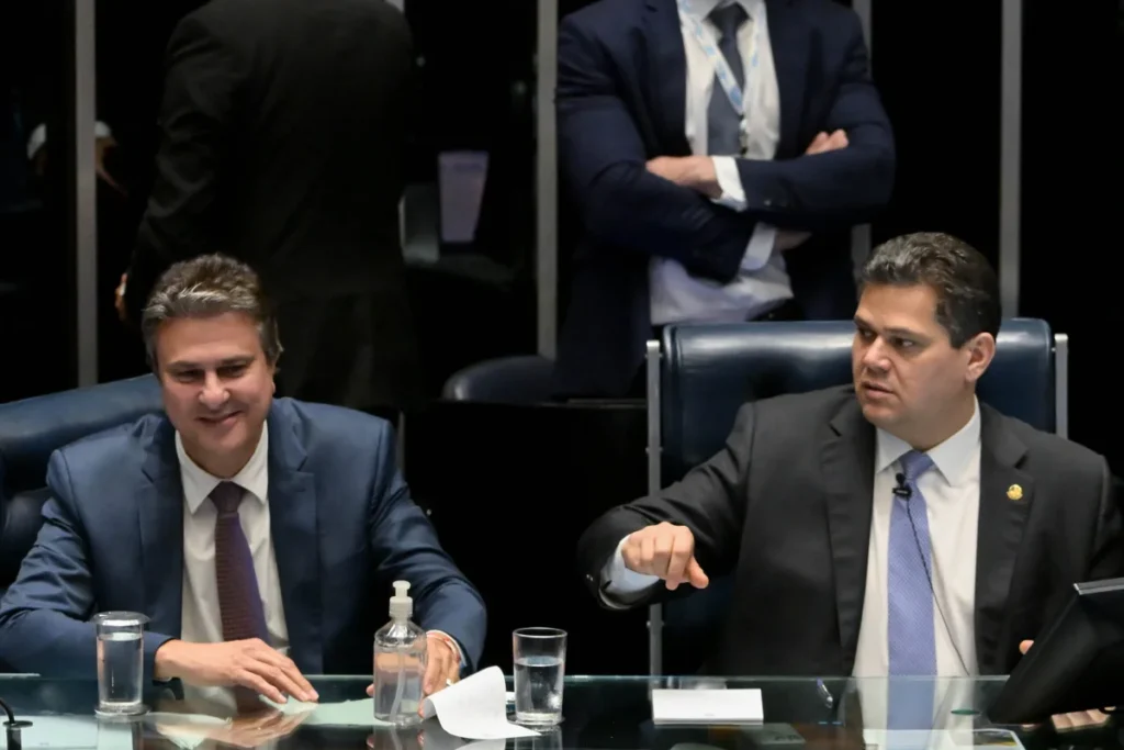 Sem definição sobre maioridade, governo avalia votar PEC na próxima semana