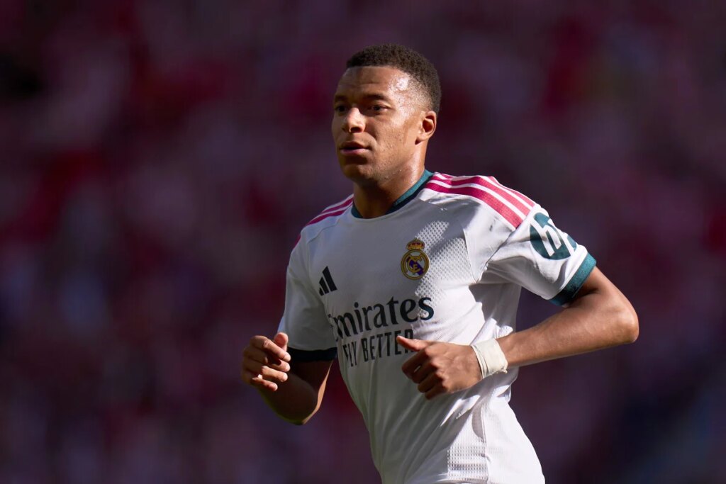 Real Madrid está incomodado com postura de Mbappé após lesão na Data Fifa