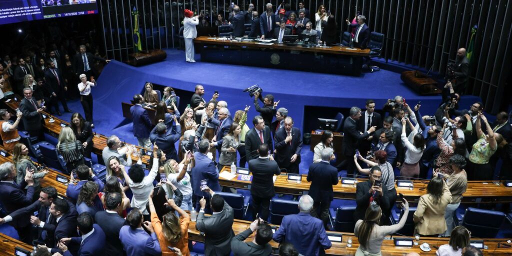 Senadores aprovam pedido para acelerar votação da PEC da Segurança