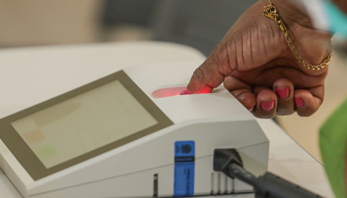 Sobre para 1.544 número de urnas substituídas no primeiro turno