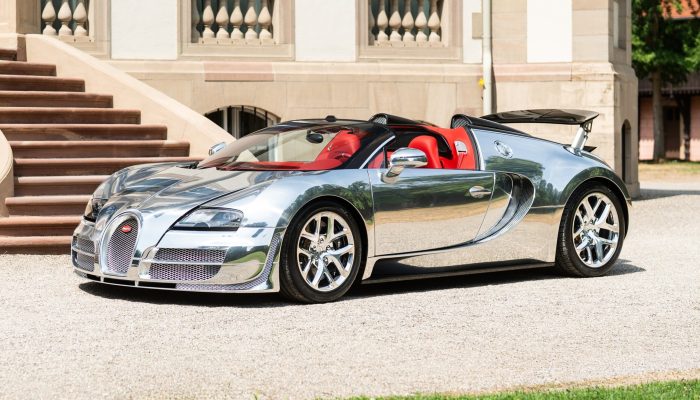 Bugatti restaura único Veyron 'espelhado'