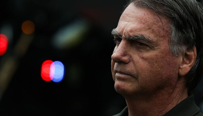 PGR dá parecer favorável à retomada de visitas de Flávio ao pai