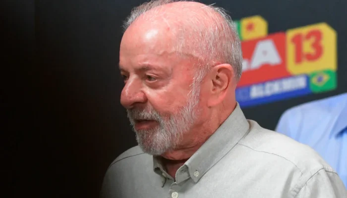 Governo Lula minimiza apoio do Centrão a Flávio Bolsonaro