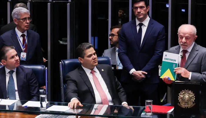 Congresso promulga emenda de aposentadoria especial de agente de saúde