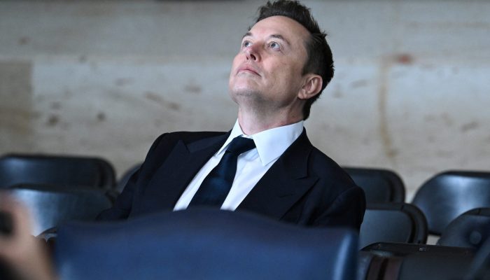Fortuna de Elon Musk: simulador permite gastar US$ 1 trilhão
