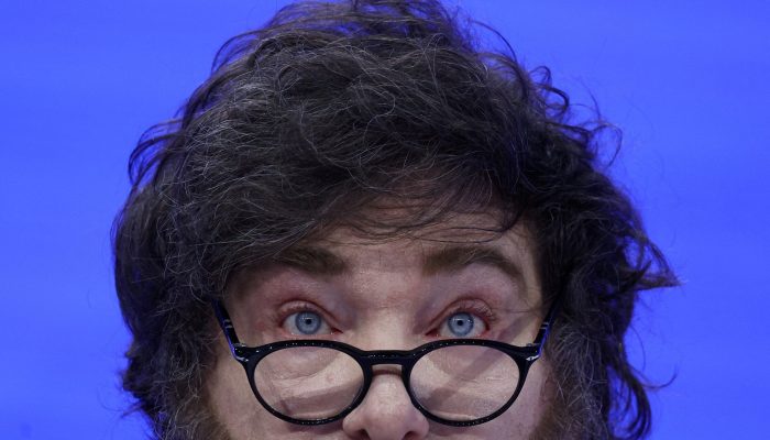 Como está a economia da Argentina? Crescimento e queda da inflação contrastam com pobreza e desemprego