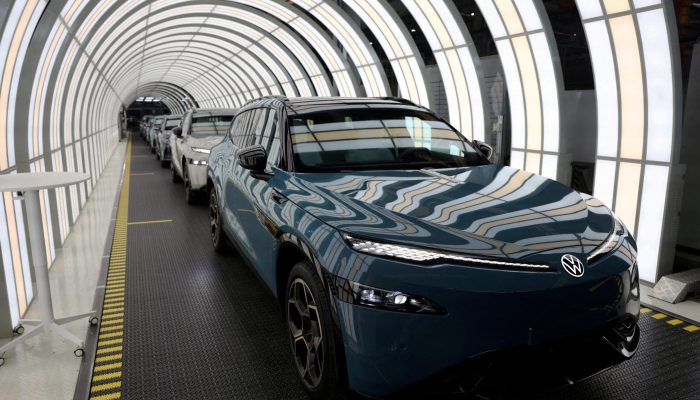 Volkswagen planeja congelar salários até 2030, diz conselho de trabalhadores