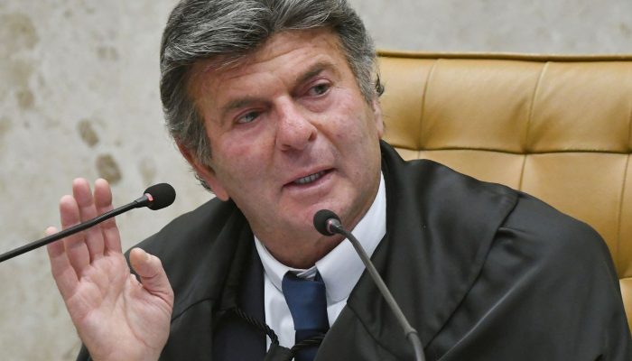 Fux dá 15 dias para União e BC responderem sobre empréstimo ao BRB