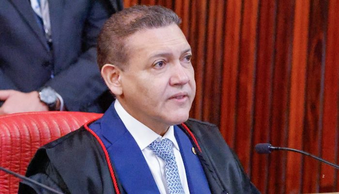 Nunes Marques atende a Flávio e suspende circulação de jornal sindical