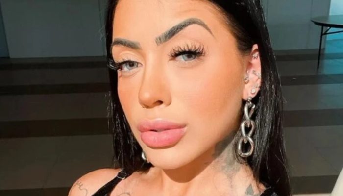 MC Mirella tem show cancelado após apoiar Flávio Bolsonaro nas eleições