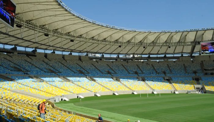 Justiça determina que Vasco e Boca Juniors joguem no Maracanã