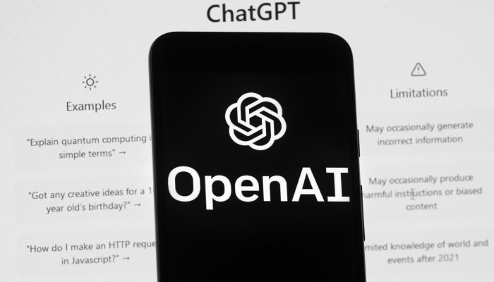 Quase metade dos alunos no Brasil usa chatbots de IA para estudar