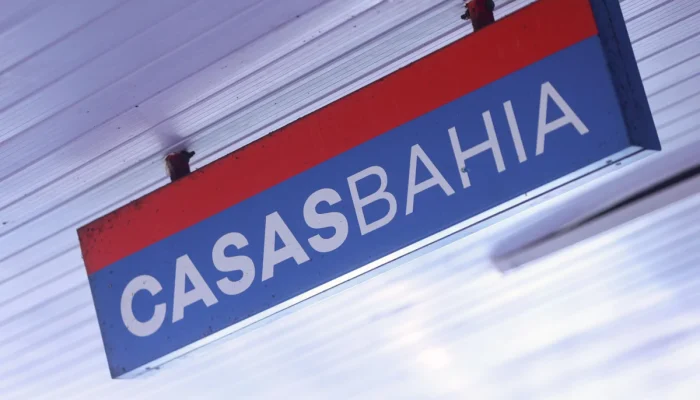 Casas Bahia reduz estoques e perde 4,6 mil funcionários, diz perícia