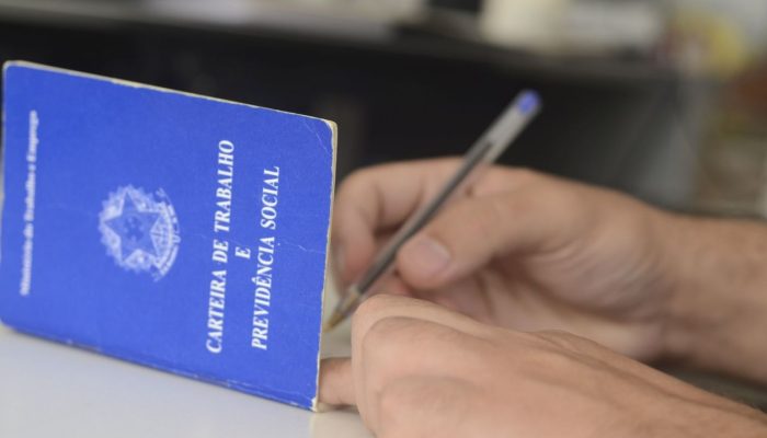 Entidades alertam para votação do fim da escala 6x1 antes do segundo turno