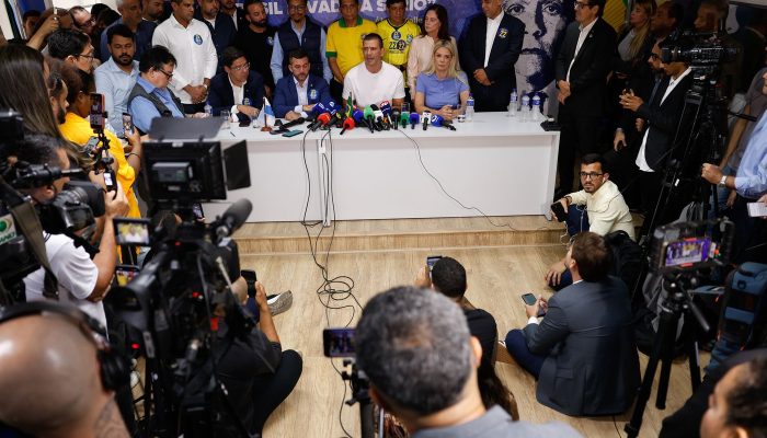Douglas Ruas critica judicialização da eleição e se declara governador