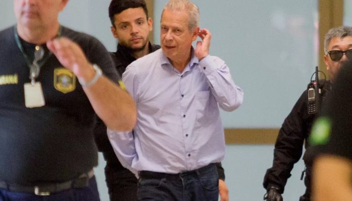 G1 - Janot sugere perdão da pena de José Dirceu no mensalão do PT