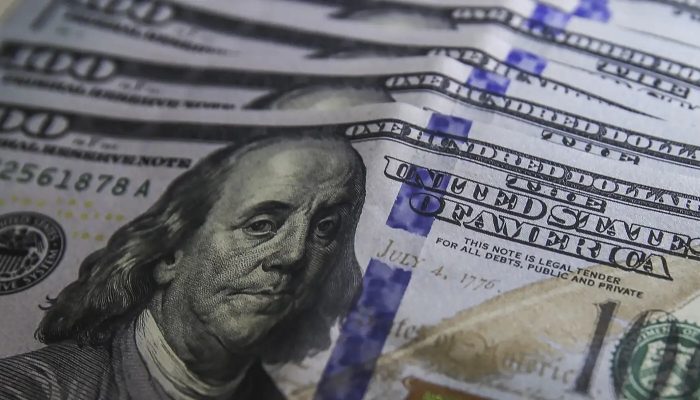 Dólar cai para R$ 5,17 e acumula recuo de 0,15% em setembro