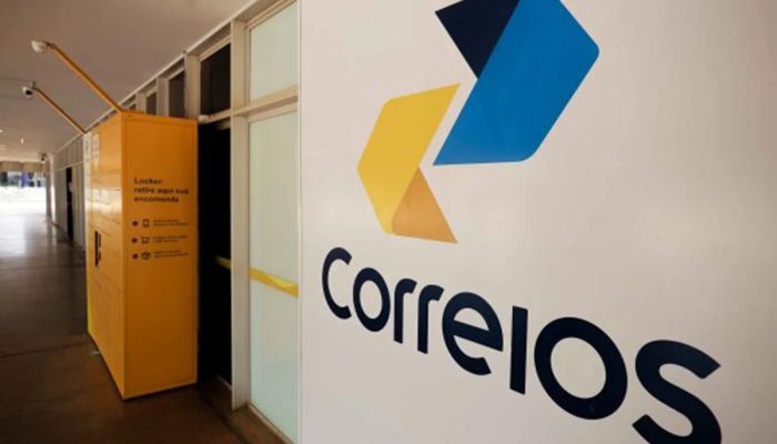 Correios: servidores cruzam braços por tempo indeterminado em todo o país