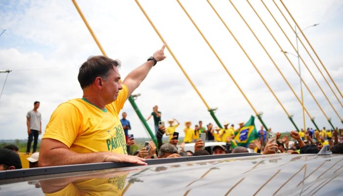 No Pará, Flávio diz que vai acabar com "entraves ambientais ideológicos"