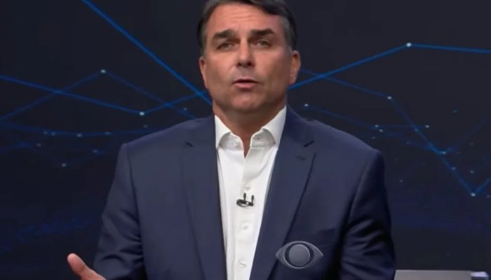 Flávio: "Lula defende mais os direitos dos bandidos que das vítimas"