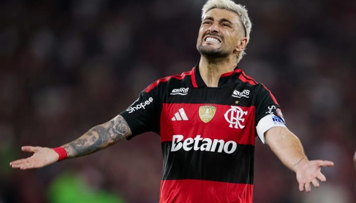 Confira os relacionados e desfalques do Flamengo para jogo contra o Santos