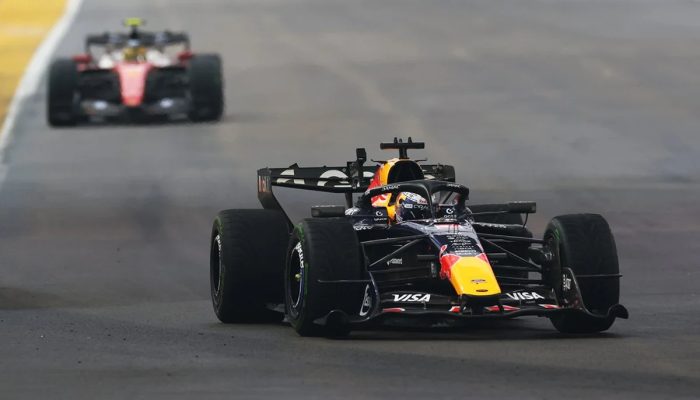 Singapura: Verstappen vence sprint caótica e Bortoleto abandona após batida