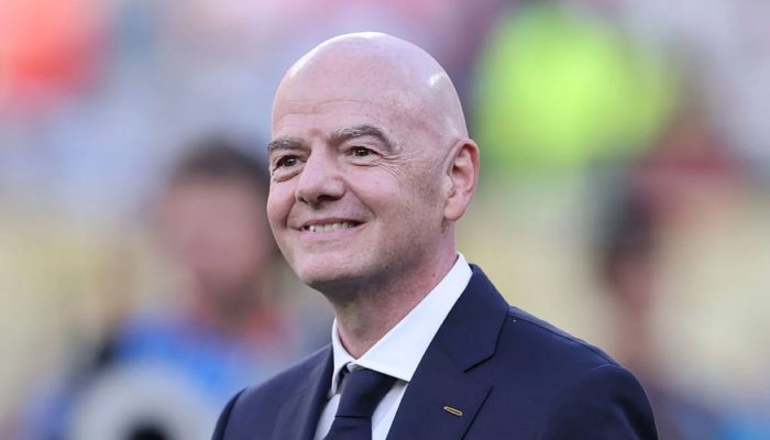 Federação Africana declara apoio a Gianni Infantino na presidência da Fifa