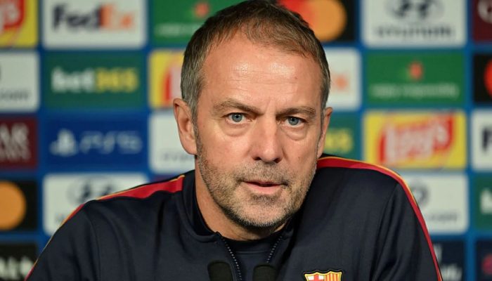Hansi Flick confirma titularidade de Raphinha contra o PSG na Champions