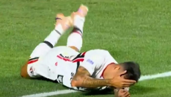 Diógenes acerta Iago Borduchi no rosto e inicia confusão no San-São