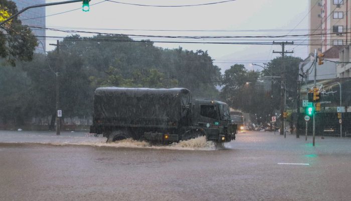 Inmet alerta para grande perigo de tempestade no Sul do país