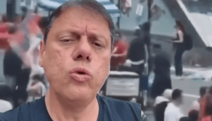 Tarcísio critica ato do PT na Paulista: "Vandalismo nunca é ferramenta"
