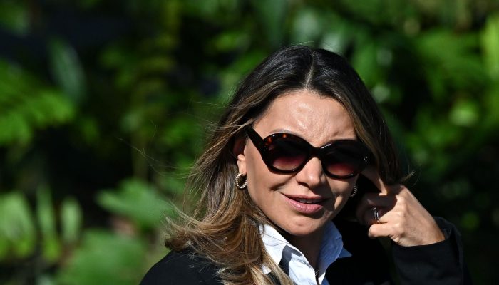 Janja rebate Kátia Abreu e diz que seguirá na campanha "respaldada" por Lula