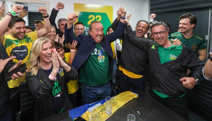 Jorginho Mello é eleito com maior vantagem sobre 2º colocado