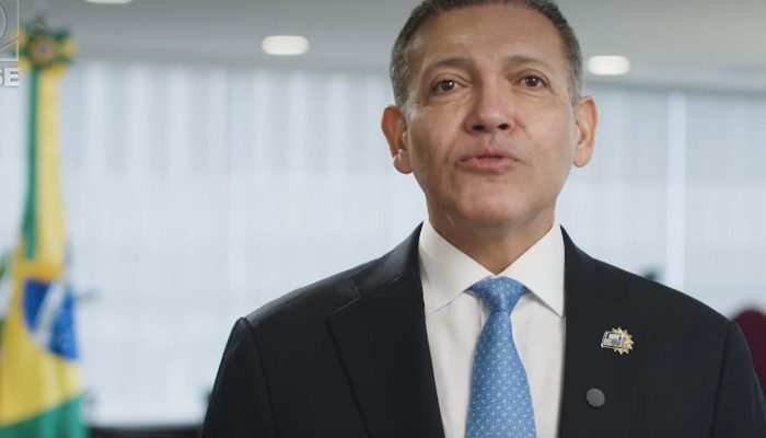 Presidente do TSE diz que voto é direito fundamental dos brasileiros