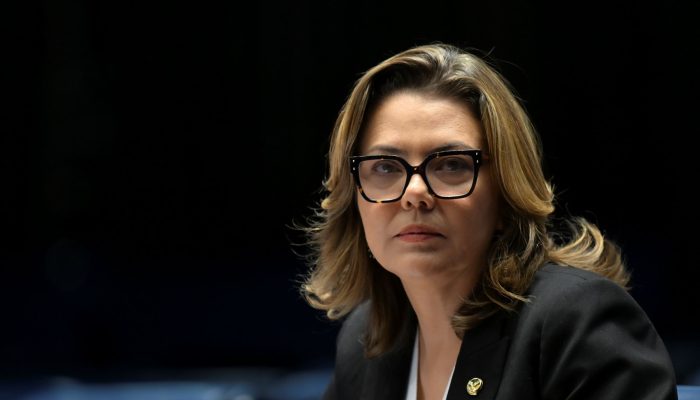 Após derrota, Leila do Vôlei pede licença de 4 meses e não volta ao Senado