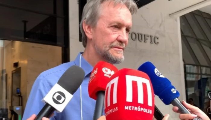 Líder do PT diz que Lula deve ir a debates, e cobra mobilização de aliados