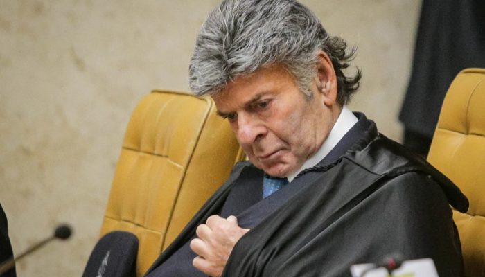 Fux dá 72 horas para AGU se manifestar sobre proibição das bets