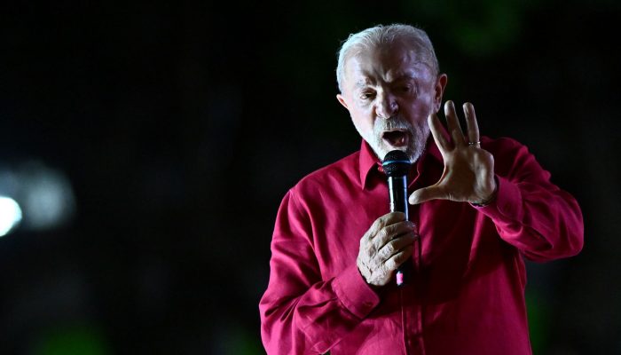 AGU cobra direito de resposta após reportagem sobre Vorcaro e filme de Lula