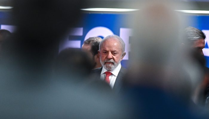 Corrente do PT joga “fogo amigo” e critica erros do governo e da campanha de Lula