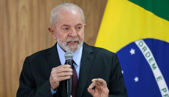 Lula anuncia perdão de dívidas tributárias de MEIs a 12 dias da eleição