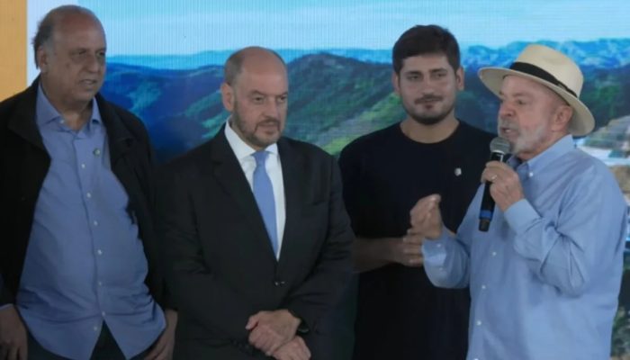 Ao lado de Pezão, Lula cita governadores do RJ presos e elogia Couto