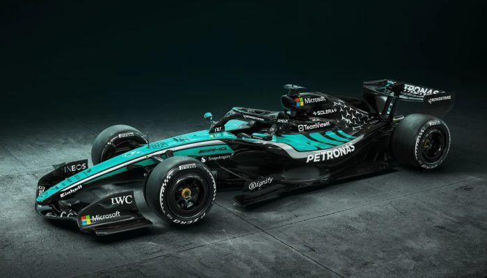 Fórmula 1: Mercedes ganha pintura especial para o GP do Bahrein na Malásia